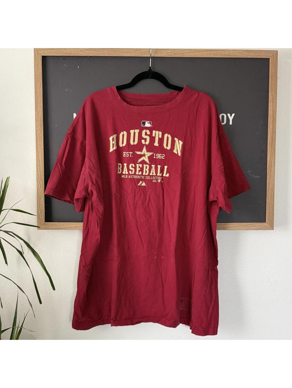Red Houston Baseball Majestic MLB Graphic T-Shirt 2XL Vintage Fade